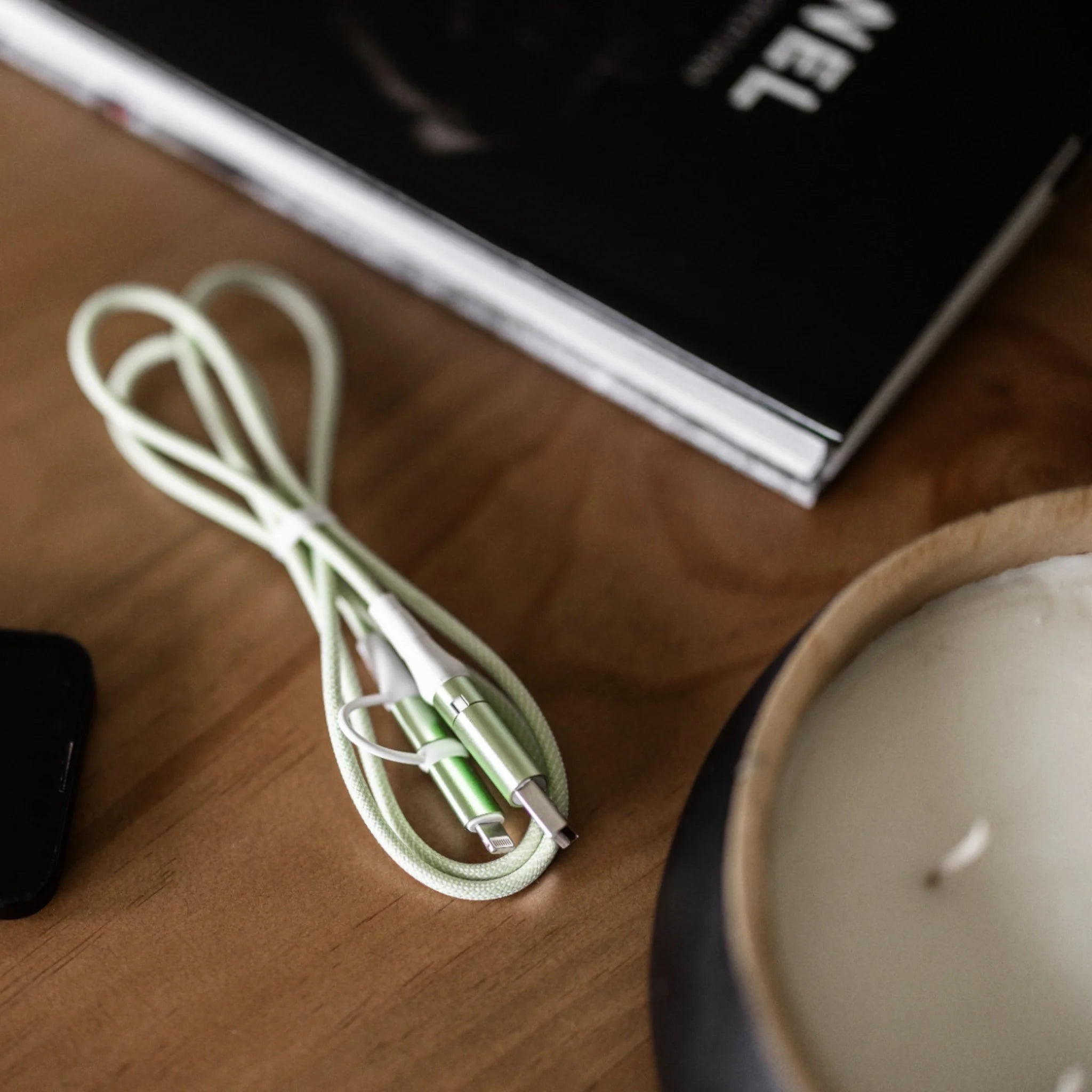 KAME - Câble de charge rapide 4-en-1 | VERT